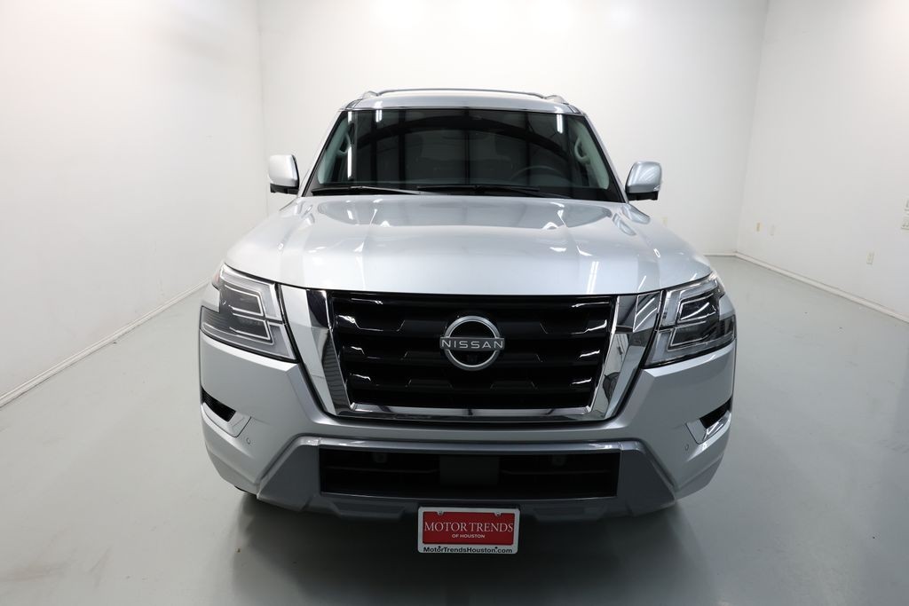 Nissan Armada Vehicle Full-screen Gallery Image 56