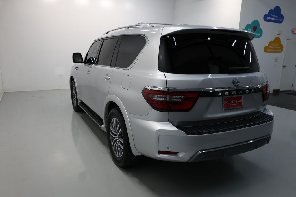 Nissan Armada Vehicle Full-screen Gallery Image 57