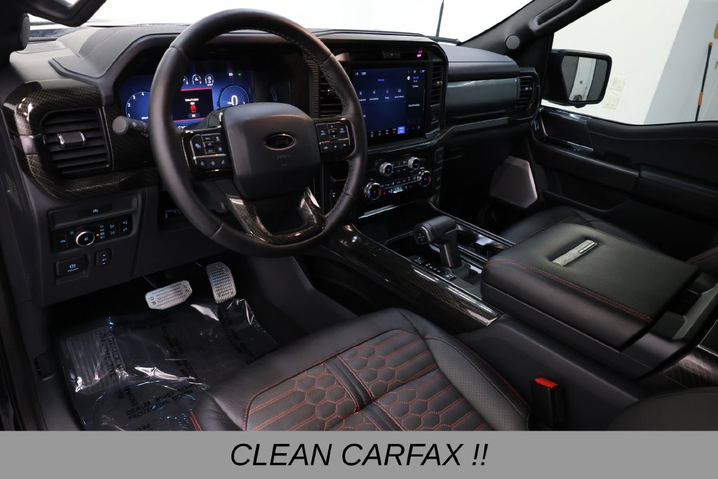 Ford F-150 Vehicle Full-screen Gallery Image 12