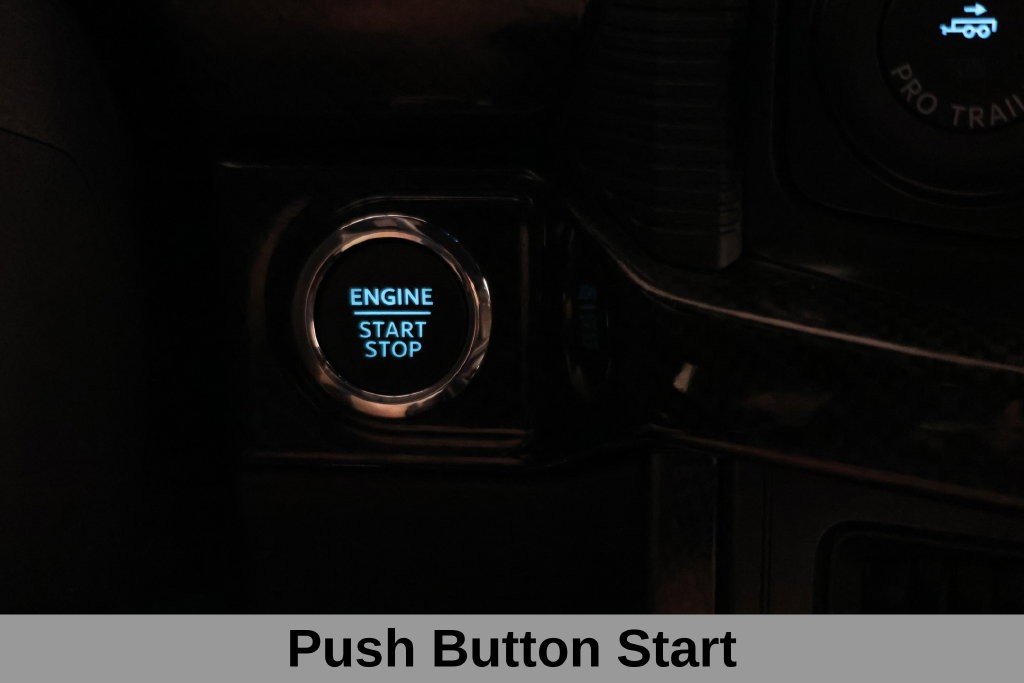 Ford F-150 Vehicle Full-screen Gallery Image 35