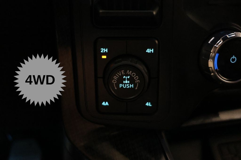 Ford F-150 Vehicle Full-screen Gallery Image 36
