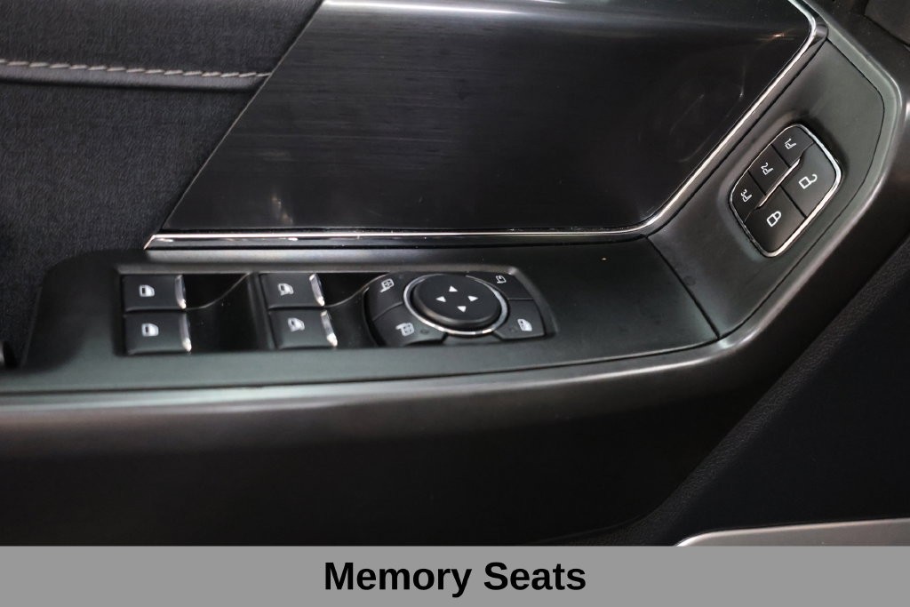 Ford F-150 Vehicle Full-screen Gallery Image 43