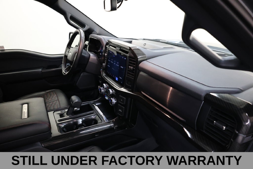 Ford F-150 Vehicle Full-screen Gallery Image 24