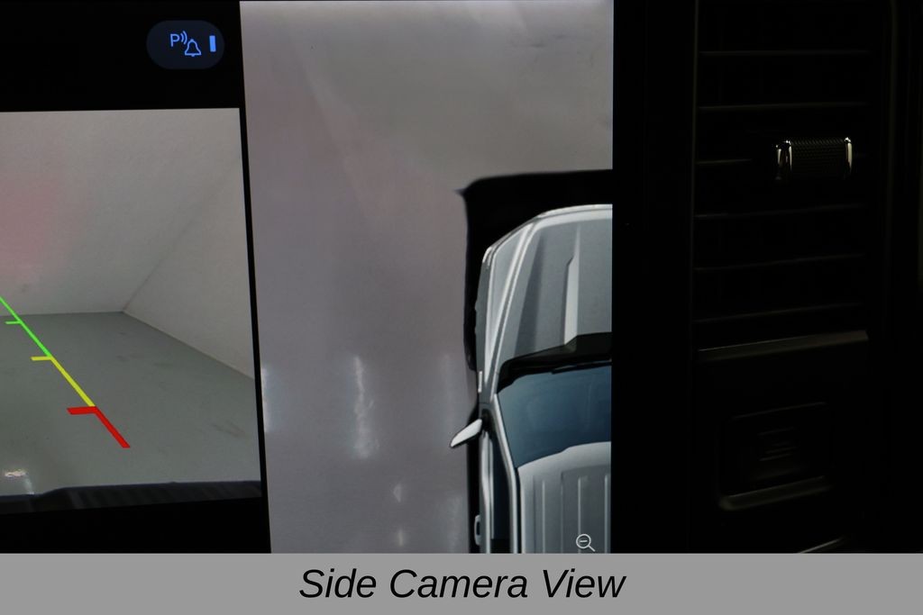 Ford F-150 Vehicle Full-screen Gallery Image 28
