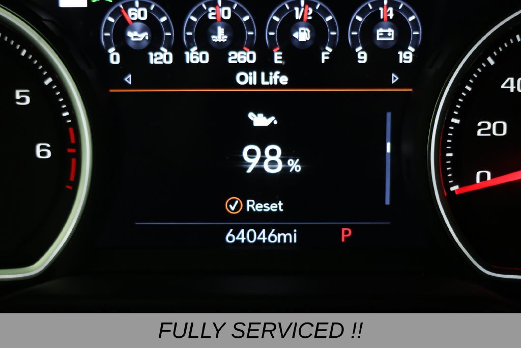 Chevrolet Suburban Vehicle Full-screen Gallery Image 06