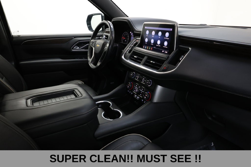Chevrolet Suburban Vehicle Full-screen Gallery Image 19