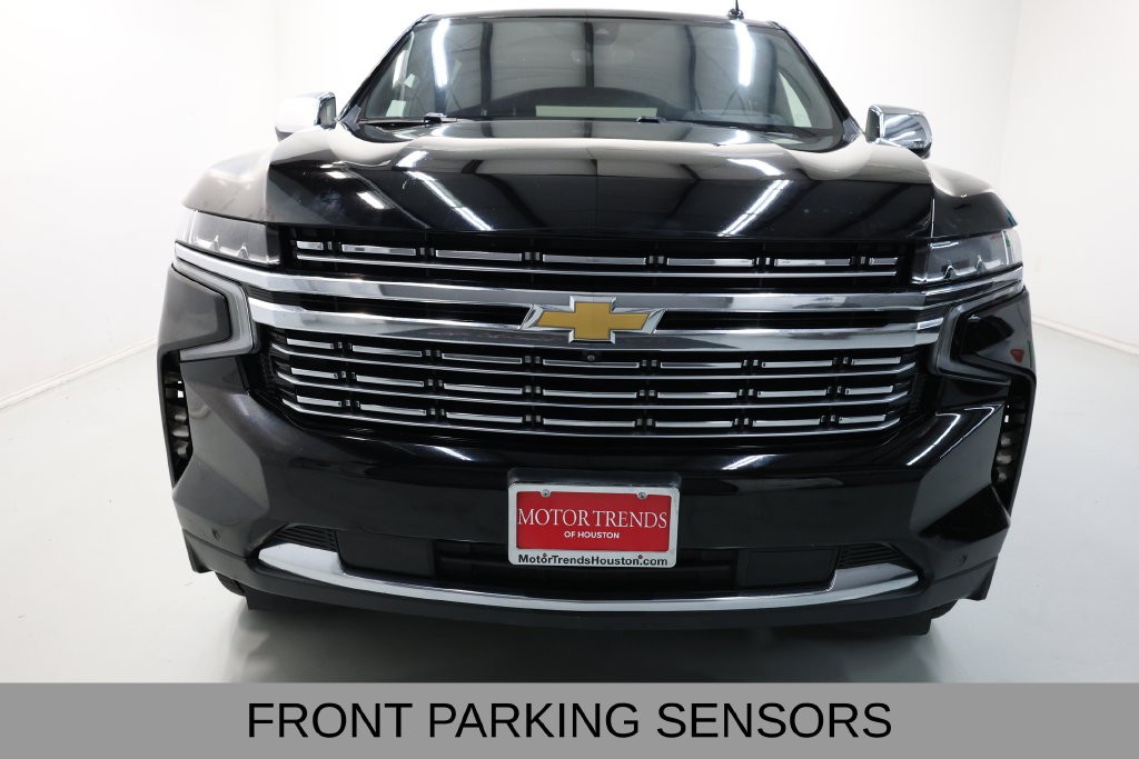 Chevrolet Suburban Vehicle Full-screen Gallery Image 30