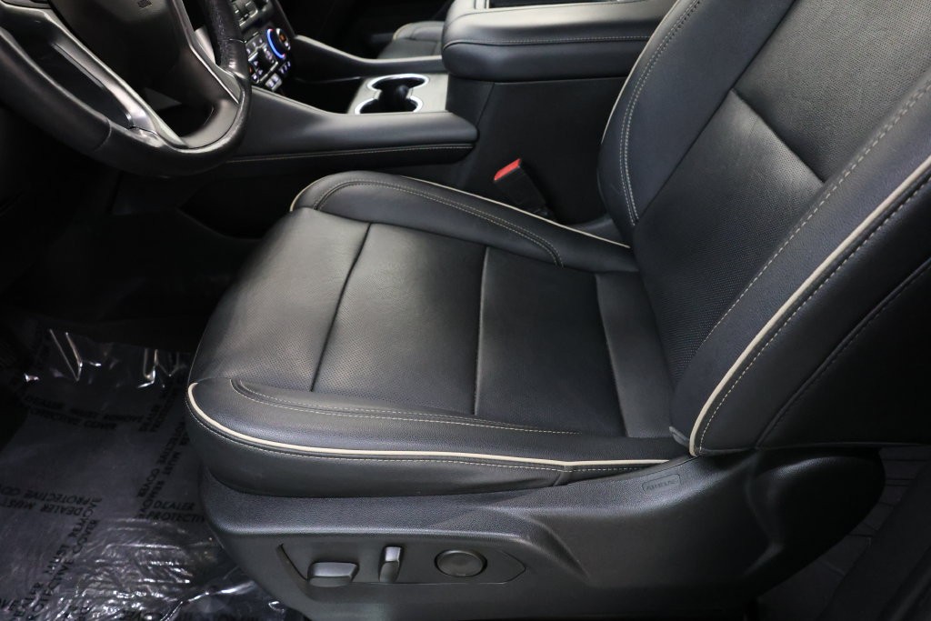 Chevrolet Suburban Vehicle Full-screen Gallery Image 71