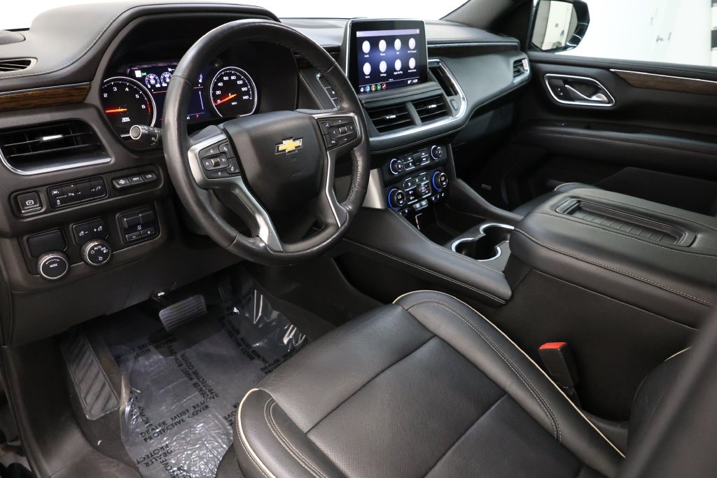 Chevrolet Suburban Vehicle Full-screen Gallery Image 77