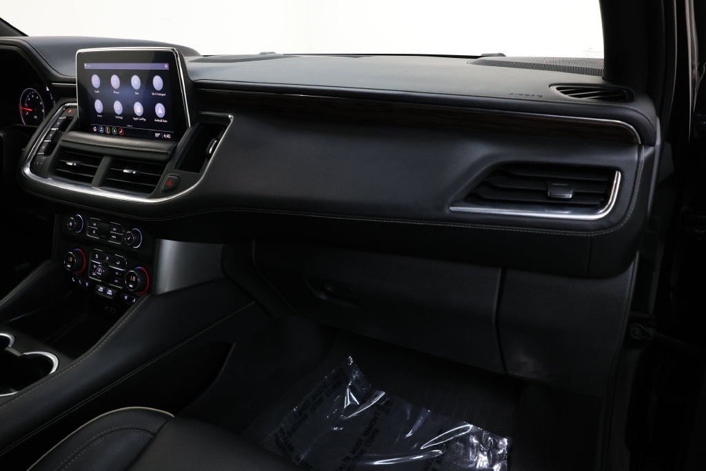 Chevrolet Suburban Vehicle Full-screen Gallery Image 86