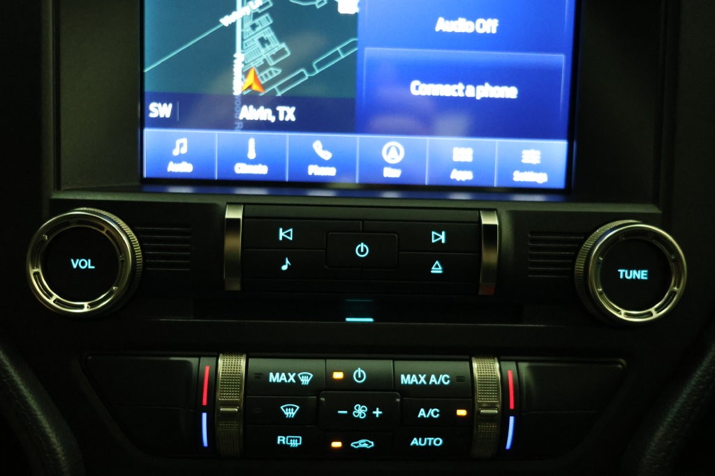 Ford Mustang Vehicle Full-screen Gallery Image 104