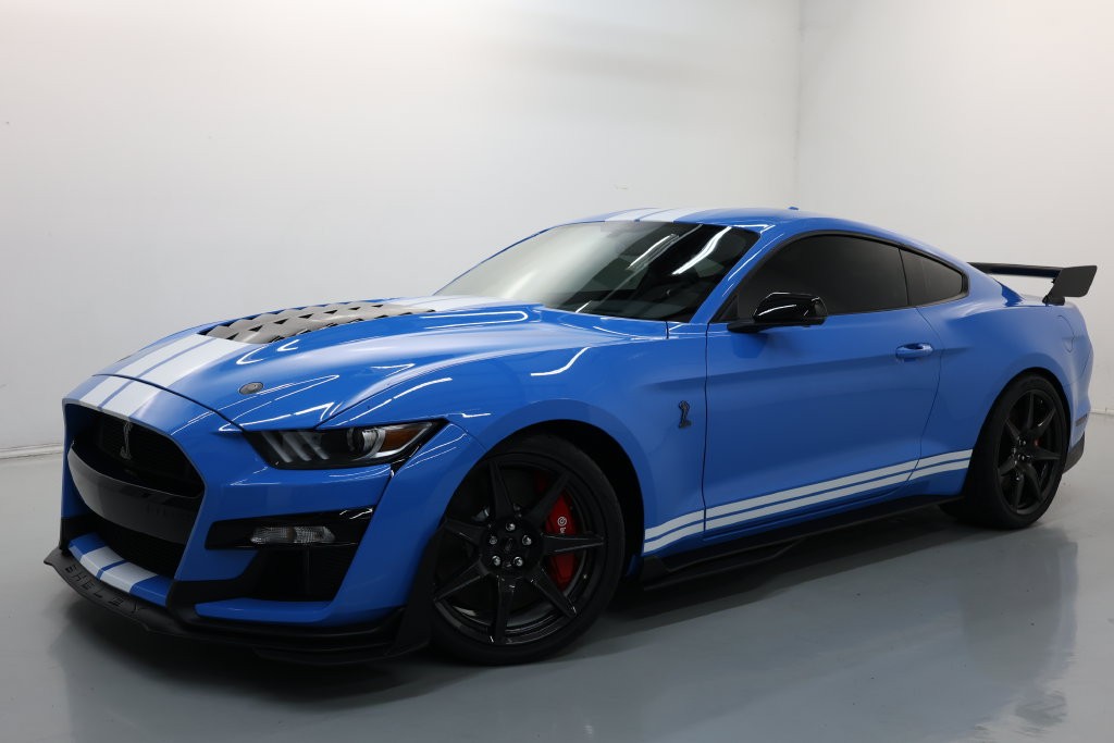 Ford Mustang Vehicle Full-screen Gallery Image 60