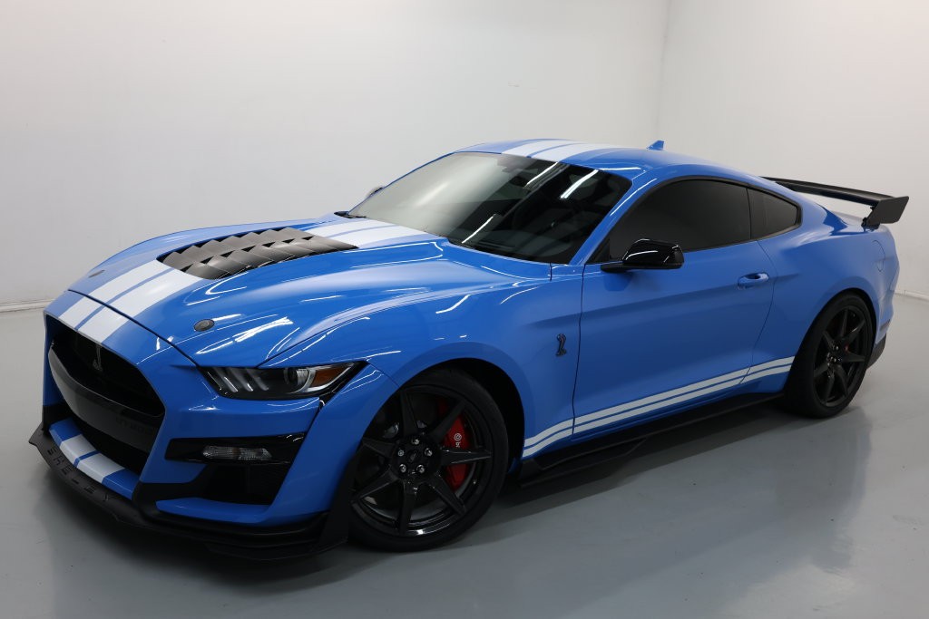 Ford Mustang Vehicle Full-screen Gallery Image 61