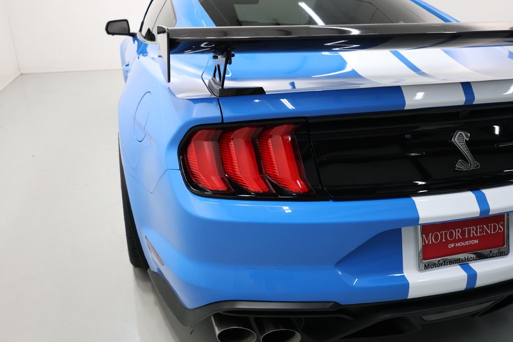 Ford Mustang Vehicle Full-screen Gallery Image 76