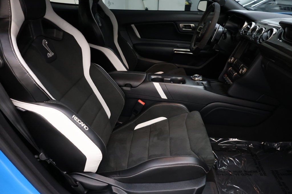 Ford Mustang Vehicle Full-screen Gallery Image 91