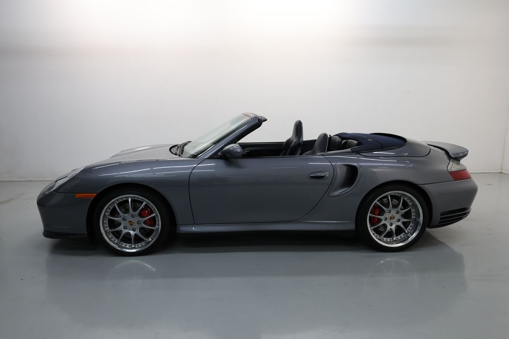Porsche 911 Vehicle Full-screen Gallery Image 46