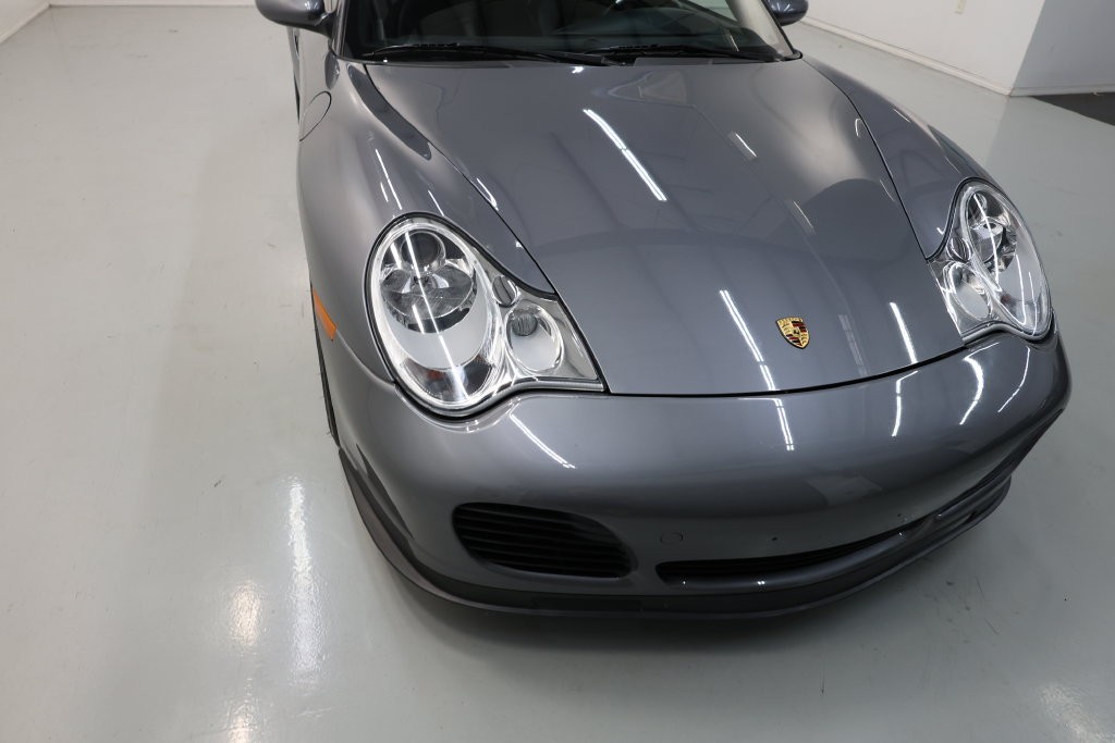 Porsche 911 Vehicle Full-screen Gallery Image 60