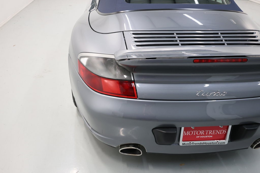Porsche 911 Vehicle Full-screen Gallery Image 62