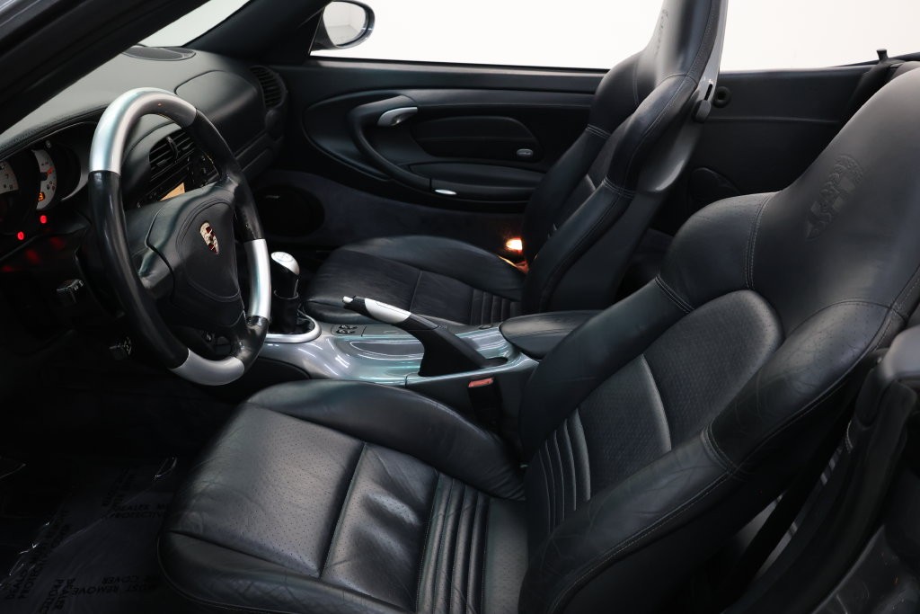 Porsche 911 Vehicle Full-screen Gallery Image 77