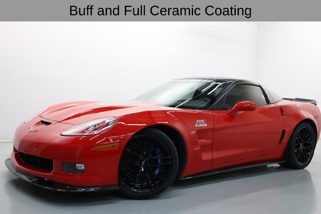 Chevrolet Corvette Vehicle Full-screen Gallery Image 15