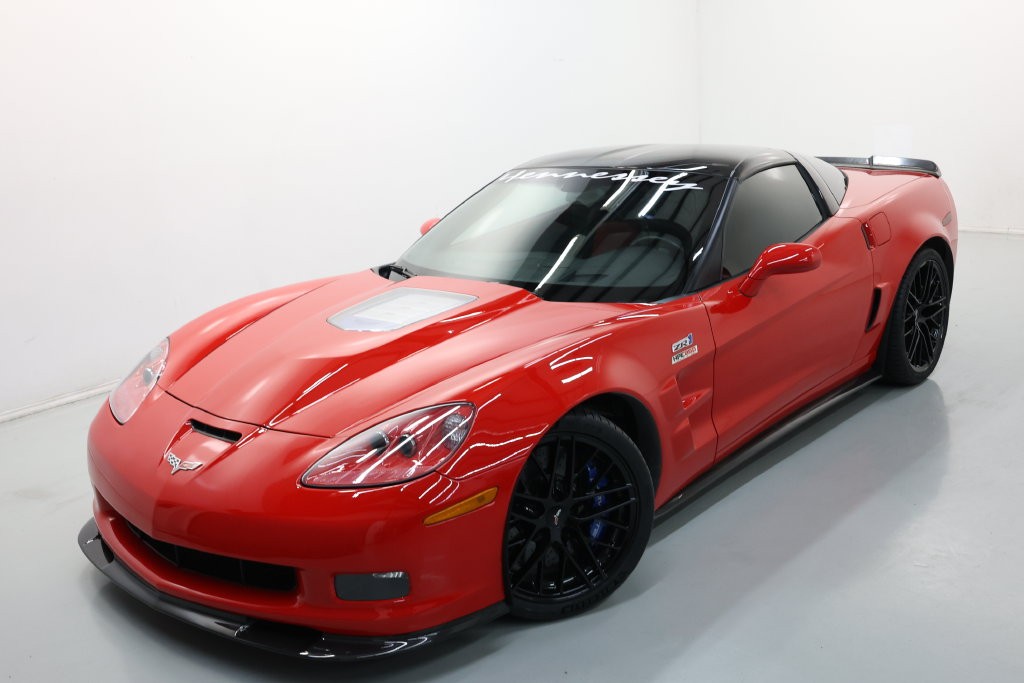Chevrolet Corvette Vehicle Full-screen Gallery Image 52