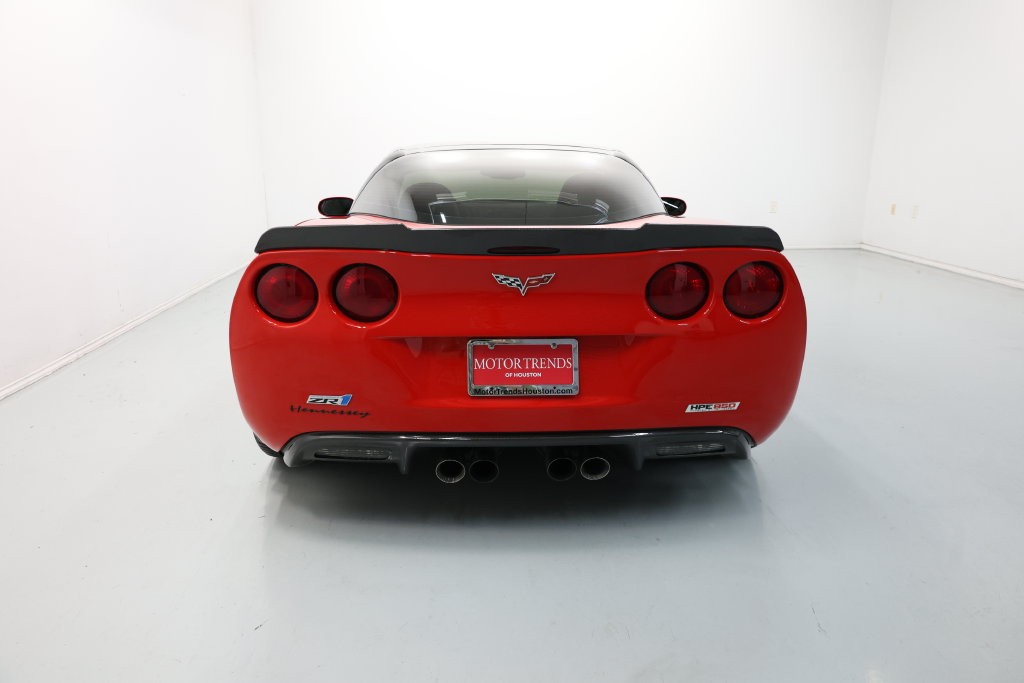 Chevrolet Corvette Vehicle Full-screen Gallery Image 58