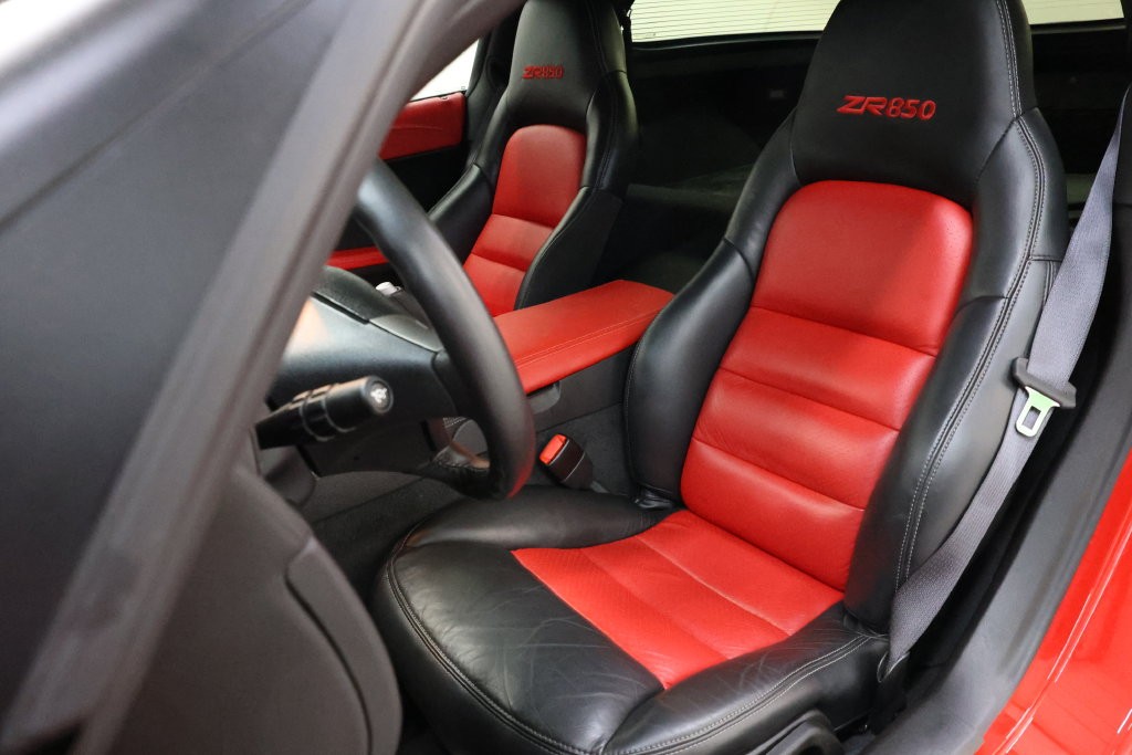 Chevrolet Corvette Vehicle Full-screen Gallery Image 77