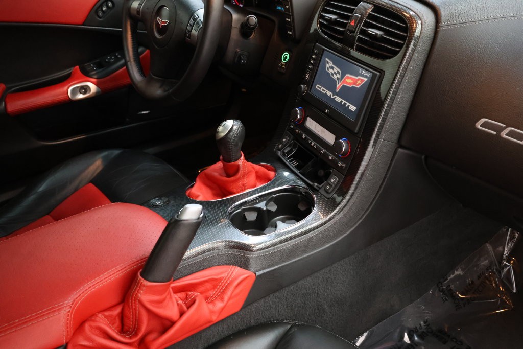 Chevrolet Corvette Vehicle Full-screen Gallery Image 81