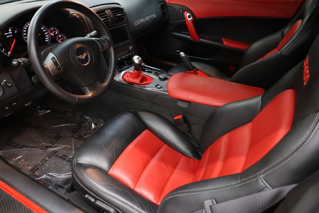 Chevrolet Corvette Vehicle Full-screen Gallery Image 82
