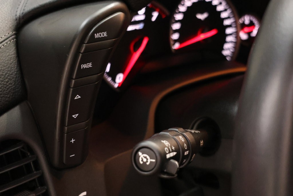 Chevrolet Corvette Vehicle Full-screen Gallery Image 90