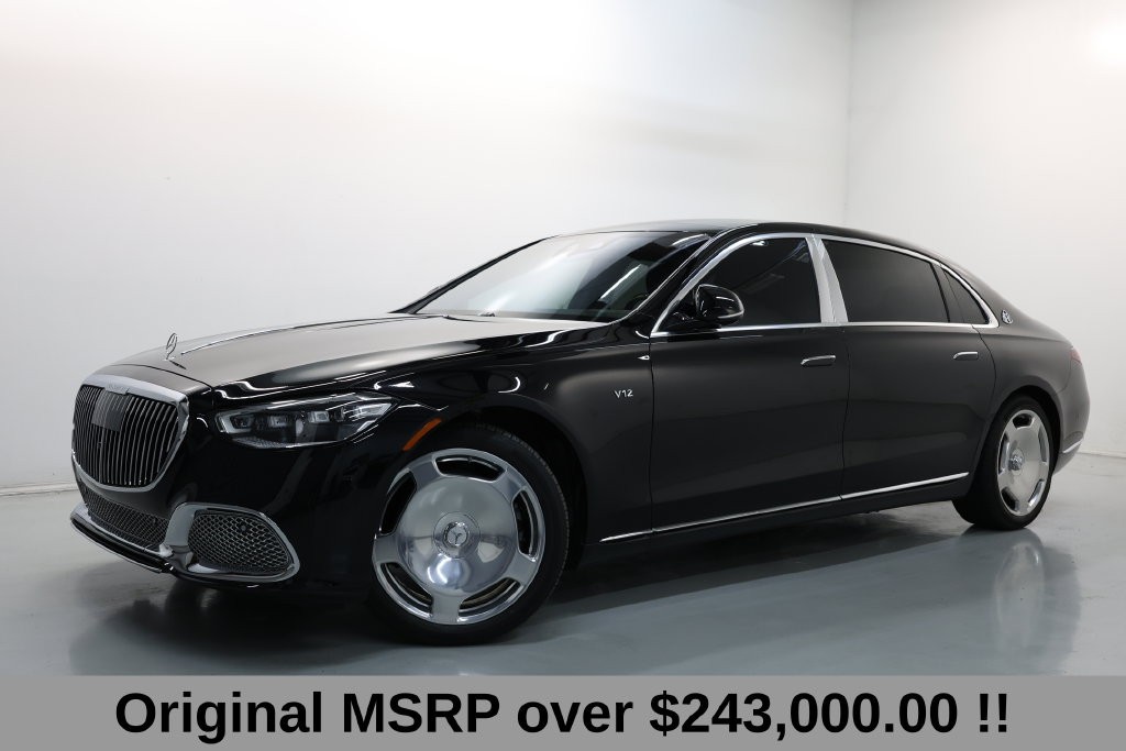Mercedes-Benz S-Class Vehicle Full-screen Gallery Image 05