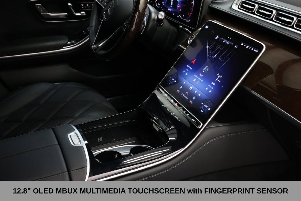 Mercedes-Benz S-Class Vehicle Full-screen Gallery Image 15