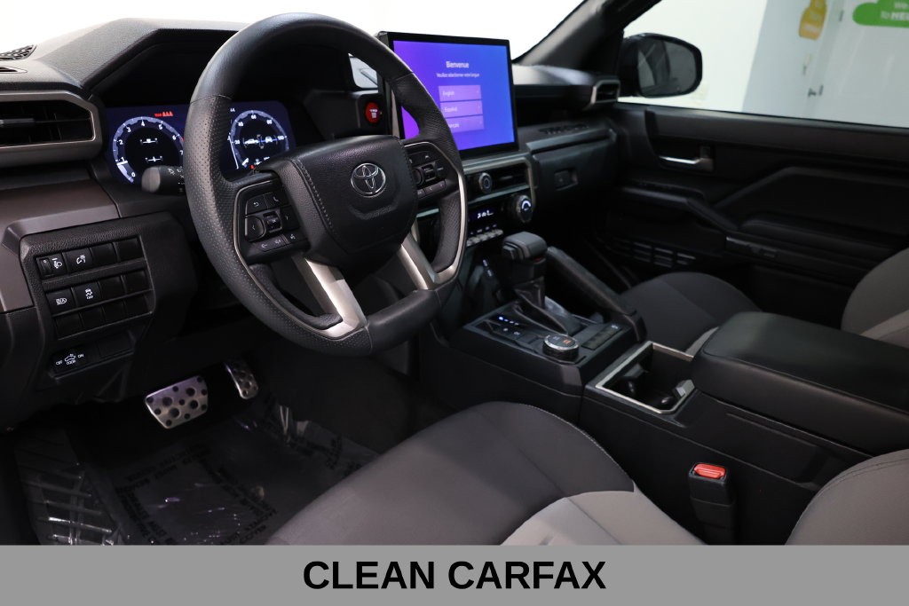 Toyota Tacoma Vehicle Full-screen Gallery Image 10
