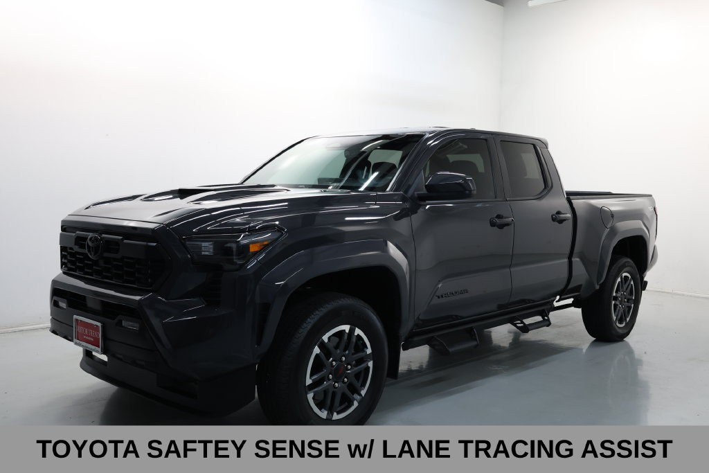 Toyota Tacoma Vehicle Full-screen Gallery Image 24