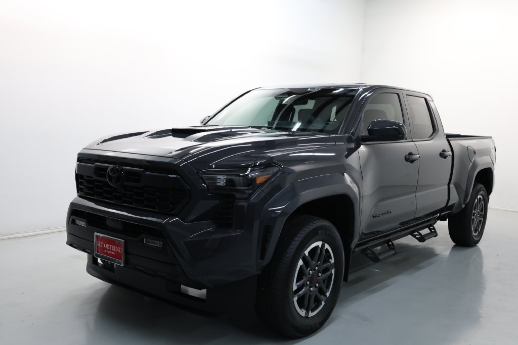 Toyota Tacoma Vehicle Full-screen Gallery Image 46