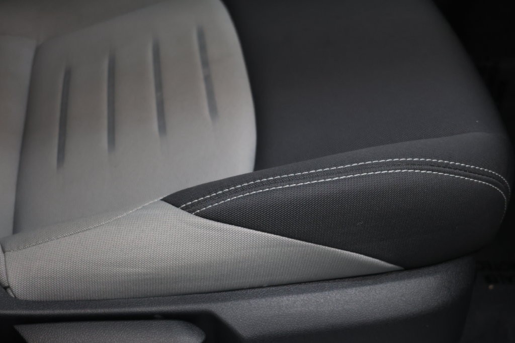 Toyota Tacoma Vehicle Full-screen Gallery Image 84