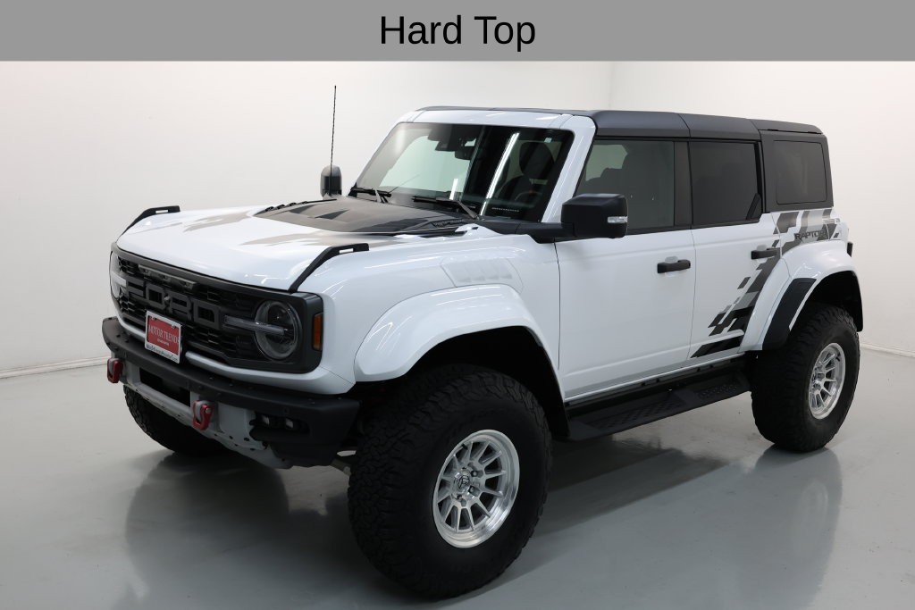 Ford Bronco Vehicle Full-screen Gallery Image 18