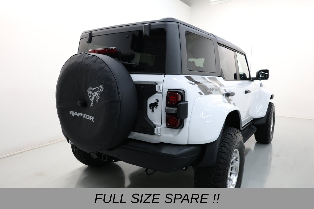 Ford Bronco Vehicle Full-screen Gallery Image 46