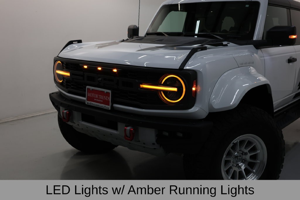 Ford Bronco Vehicle Full-screen Gallery Image 48