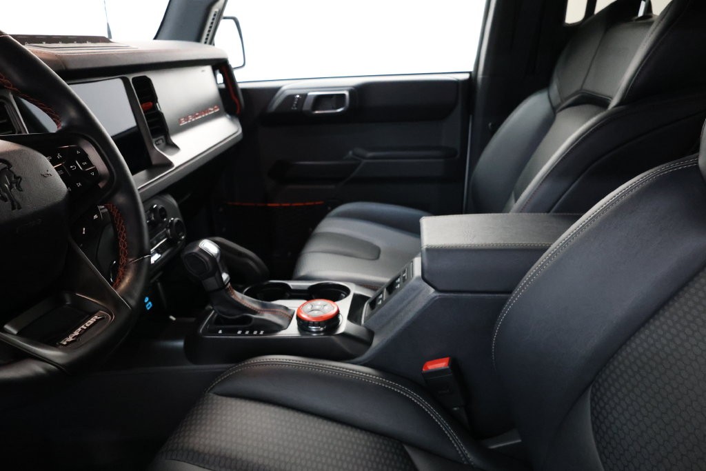 Ford Bronco Vehicle Full-screen Gallery Image 77