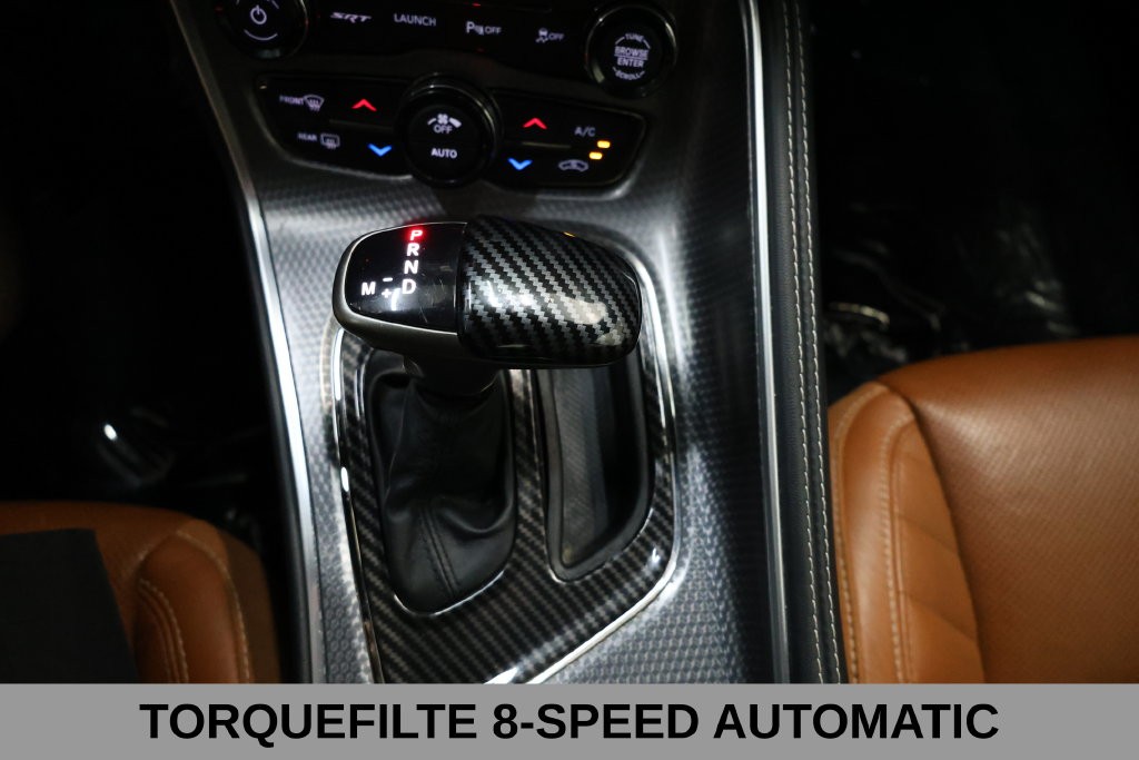 Dodge Challenger Vehicle Full-screen Gallery Image 21