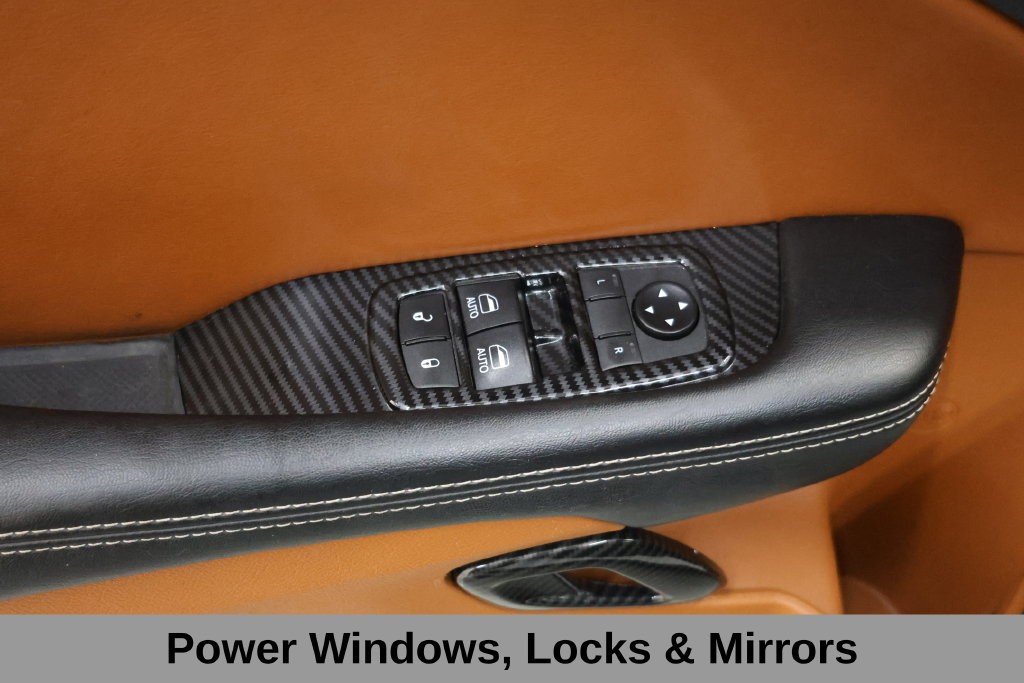 Dodge Challenger Vehicle Full-screen Gallery Image 45