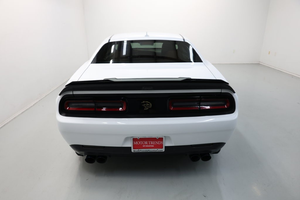 Dodge Challenger Vehicle Full-screen Gallery Image 57