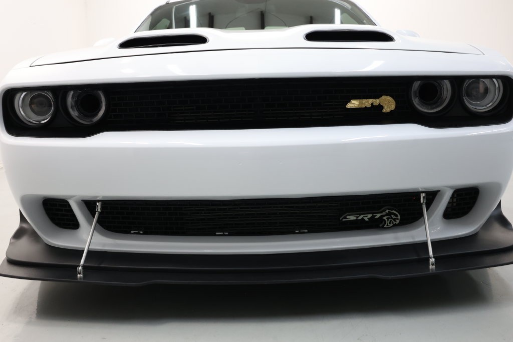 Dodge Challenger Vehicle Full-screen Gallery Image 61