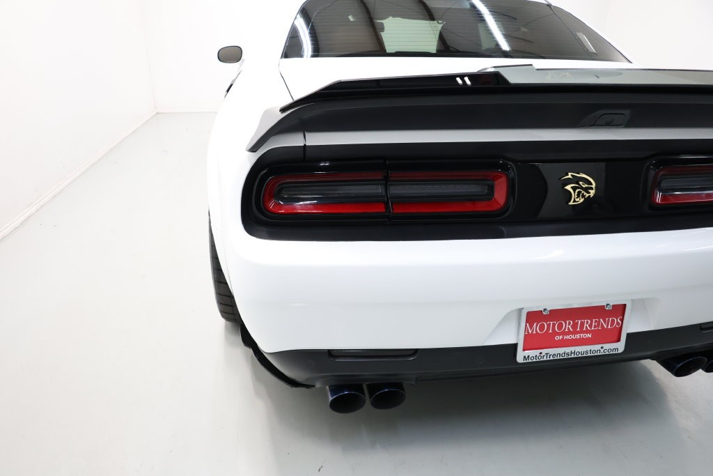 Dodge Challenger Vehicle Full-screen Gallery Image 65