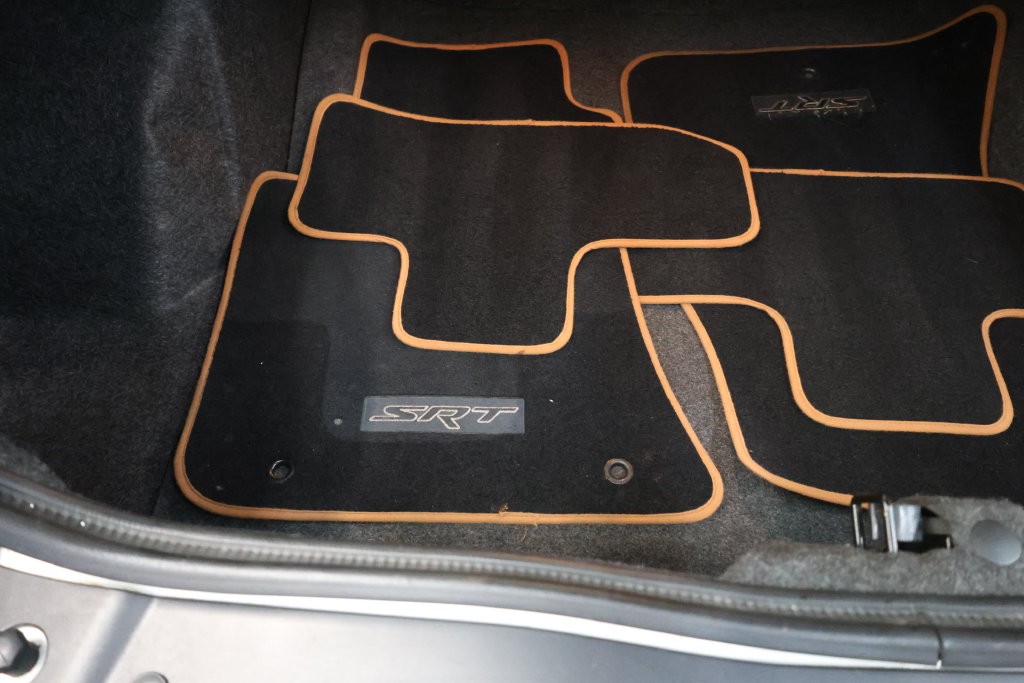 Dodge Challenger Vehicle Full-screen Gallery Image 70