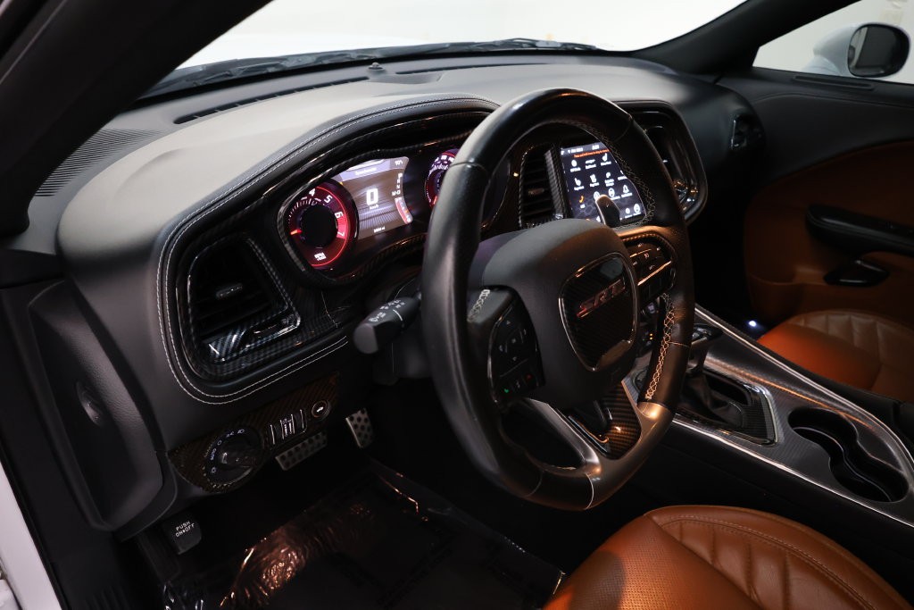 Dodge Challenger Vehicle Full-screen Gallery Image 84