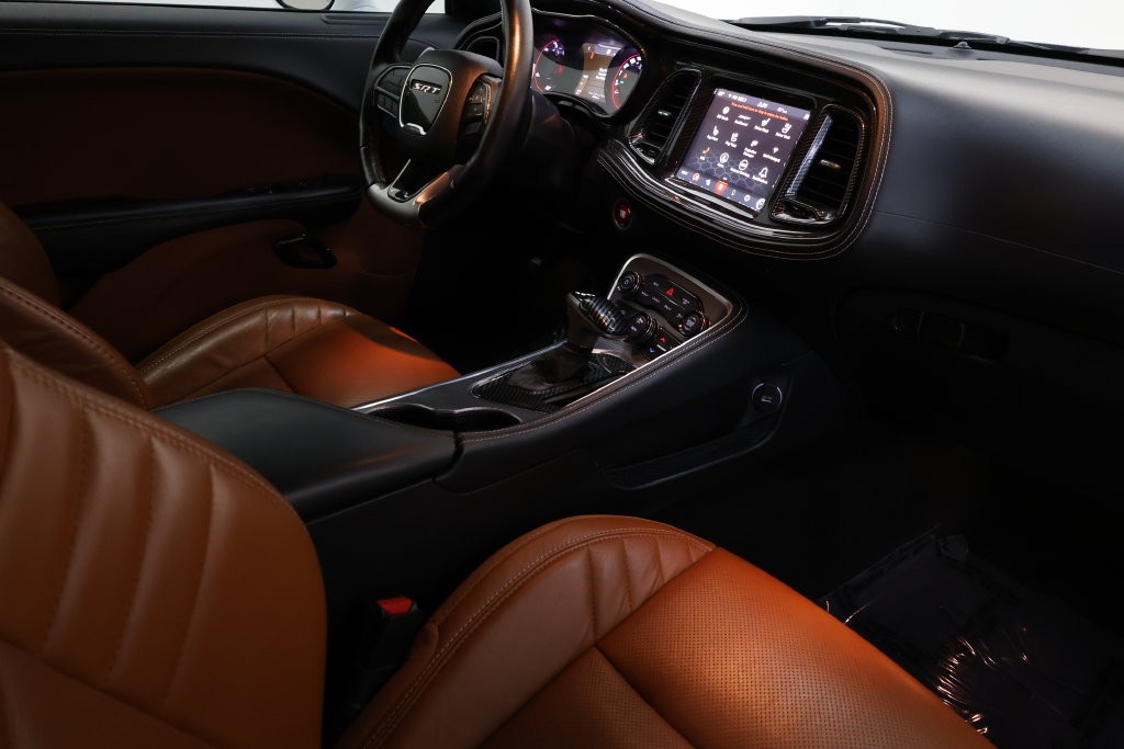 Dodge Challenger Vehicle Full-screen Gallery Image 89