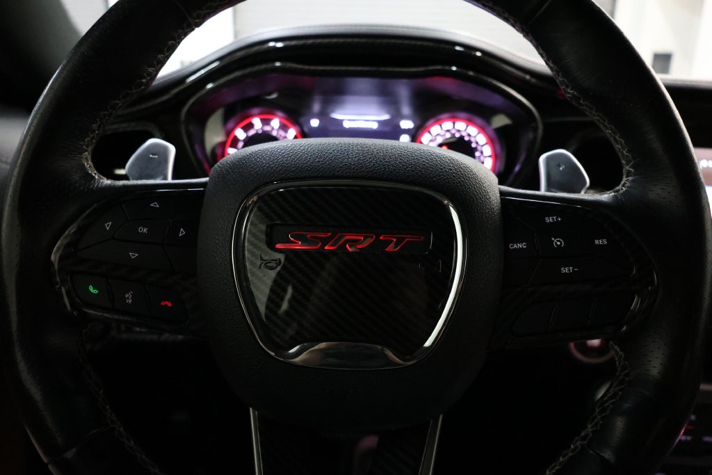 Dodge Challenger Vehicle Full-screen Gallery Image 96
