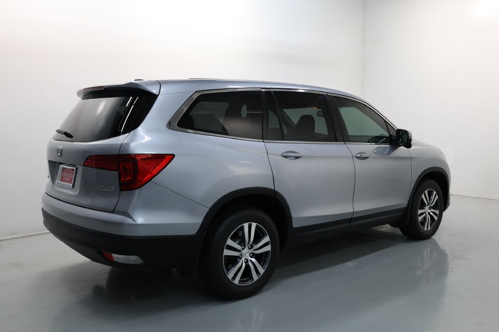 Honda Pilot Vehicle Full-screen Gallery Image 46
